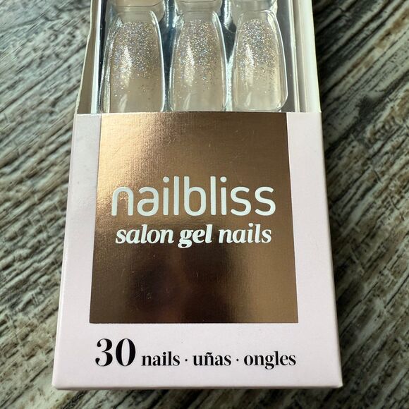 Nailbliss Long Coffin Holographic Glitter Nails - Picture 3 of 7